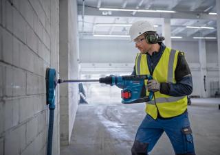 Akumulátorové nářadí Akumulátorová vrtací kladiva SDS Bosch GBH 18V-40 C