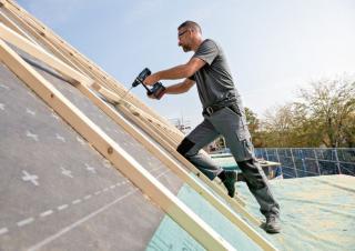 Akumulátorové nářadí Akumulátorové vrtačky a vrtací šroubováky Bosch GSR 18V-150 C