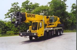 Autojeřáby Grove TMS700E