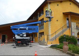 Kloubové pracovní plošiny Přívěsné kloubové pracovní plošiny CTE ZED 25 HV