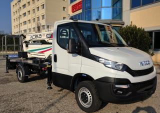 Teleskopické pracovní plošiny Autoplošiny s teleskopickým výložníkem CELA DT22