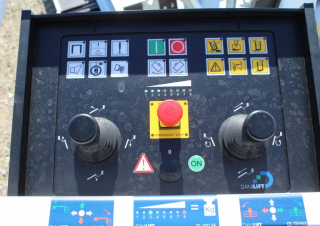 Teleskopické pracovní plošiny Autoplošiny s teleskopickým výložníkem Danilift P110V