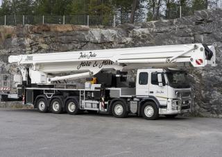 Teleskopické pracovní plošiny Autoplošiny s teleskopickým výložníkem Bronto Skylift S90HLA