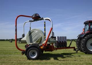 Balicí stroje Kuhn RW 1810