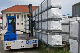Vysokozdvižné vozíky s bočním ložením Dieselové vysokozdvižné vozíky s bočním ložením Lancer QC 30/14