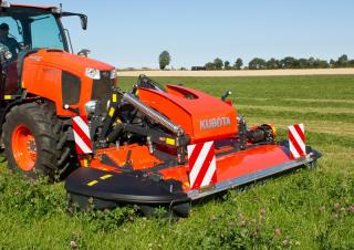 Čelní diskové žací lišty s kondicionérem Kubota DMC7036T 
