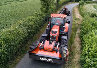 Čelní diskové žací lišty s kondicionérem Kubota DMC7332R 