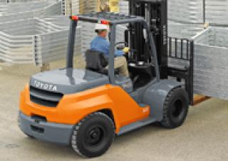 Čelní vysokozdvižné dieselové vozíky Toyota 40-8 FD 40N 