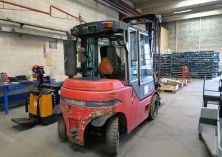 Čelní vysokozdvižné dieselové vozíky DanTruck 8435