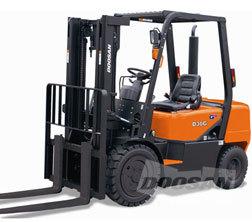 Čelní vysokozdvižné dieselové vozíky Doosan D30G