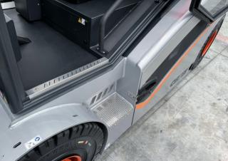 Čelní vysokozdvižné elektrické vozíky Carer B 80 H