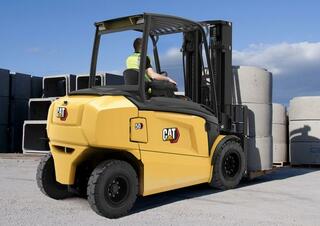 Čelní vysokozdvižné elektrické vozíky Caterpillar EP50N