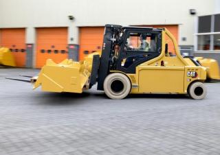 Čelní vysokozdvižné elektrické vozíky Caterpillar EP65N
