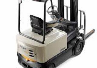 Čelní vysokozdvižné elektrické vozíky Crown FC 5215-40