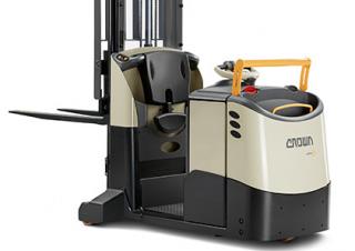 Čelní vysokozdvižné elektrické vozíky Crown FC 5225 2.5
