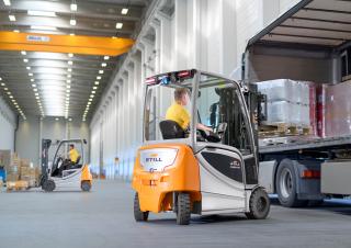 Čelní vysokozdvižné elektrické vozíky Still RX 20-20L