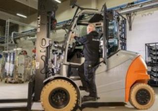 Čelní vysokozdvižné elektrické vozíky Still RX 60-70