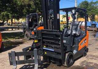 Čelní vysokozdvižné LPG vozíky Doosan GC33S-9