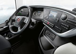 Autobusy Dálkové autobusy Setra S 531 DT