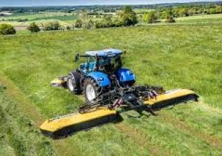 Diskové kombinované žací lišty s kondicionérem New Holland MegaCutter 860 P