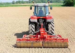 Diskové podmítače Väderstad Carrier X 525