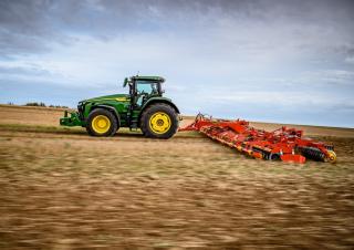 Diskové podmítače Väderstad Carrier 1225