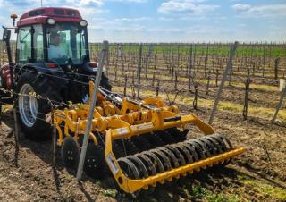 Diskové podmítače Agrisem Disc-o-Vigne V