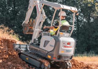 Elektrická pásová rypadla Takeuchi TB 20 e