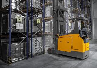 Regálové zakladače Jungheinrich EKX 516a