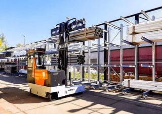 Vysokozdvižné vozíky s bočním ložením Elektrické vysokozdvižné vozíky s bočním ložením Hubtex MaxX 30 EL