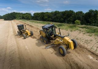 Grejdry Caterpillar 120