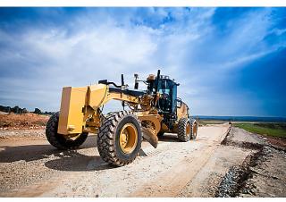 Grejdry Caterpillar 12M