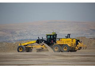 Grejdry Caterpillar 24