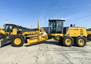 Grejdry XCMG GR2205AT