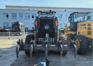 Grejdry XCMG GR2405T