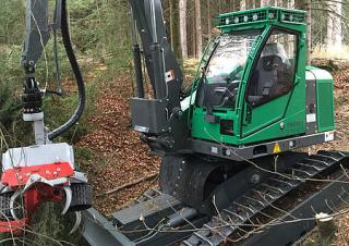 Lesní technika Harvestory Neuson Forest 103HV