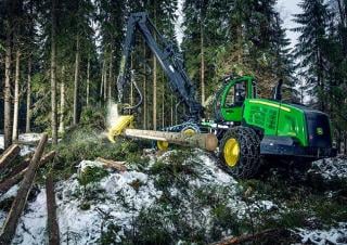 Lesní technika Harvestory John Deere 1270 G