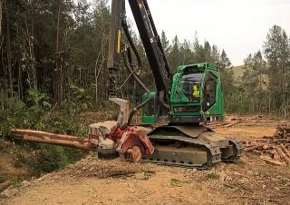 Lesní technika Harvestory Neuson Forest 183HVT