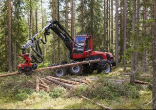 Lesní technika Harvestory Komatsu 901
