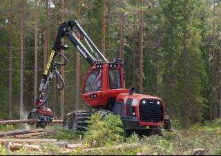 Lesní technika Harvestory Komatsu 911