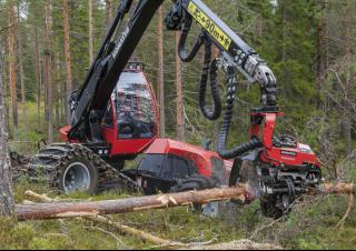 Lesní technika Harvestory Komatsu 911