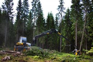 Lesní technika Harvestory Ponsse Ergo