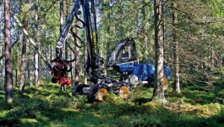 Lesní technika Harvestory Rottne H 11