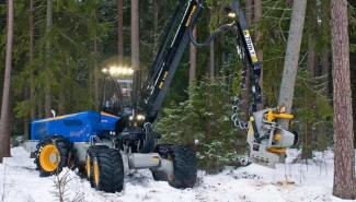 Lesní technika Harvestory Rottne H 14 B