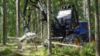 Lesní technika Harvestory Rottne H 8 B