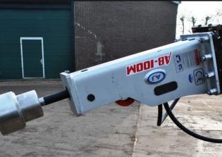 Přídavná zařízení Hydraulická bourací kladiva AJCE AB-100M