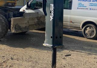 Přídavná zařízení Hydraulická bourací kladiva Daemo B140