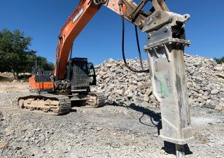 Přídavná zařízení Hydraulická bourací kladiva Daemo B360