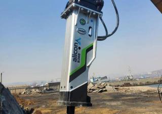 Přídavná zařízení Hydraulická bourací kladiva Daemo B360