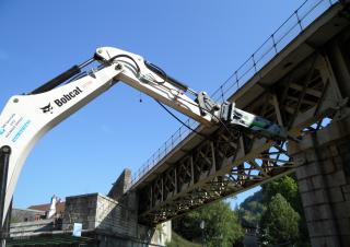Přídavná zařízení Hydraulická bourací kladiva Daemo B90